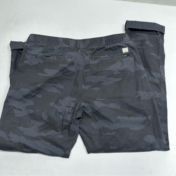 VUORI Women's Black Camouflage joggers Pants  size medium - Picture 9 of 10